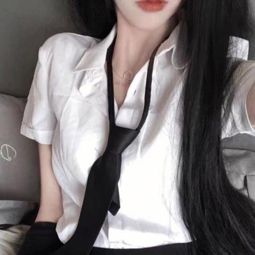 诗人与我的不浪漫周记